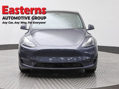 Used 2022 Tesla Model Y Performance AWD/4WD image 2