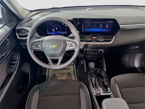 Used 2024 Chevrolet TrailBlazer LT image 15