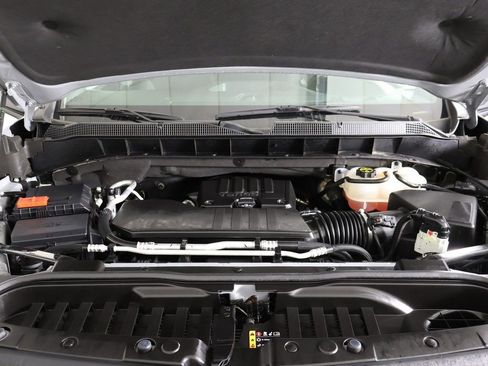 Used 2024 Chevrolet Silverado 1500 Custom AWD/4WD image 17