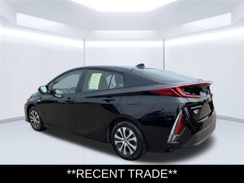 Used 2021 Toyota Prius Prime Limited FWD image 3