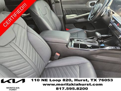 Certified 2024 Kia Sorento SX Prestige AWD/4WD image 19
