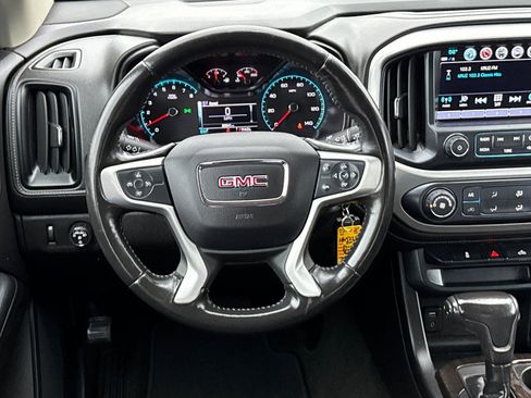 Used 2018 GMC Canyon SLE image 16