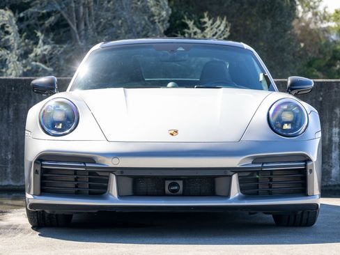 Used 2022 Porsche 911 Turbo S image 8