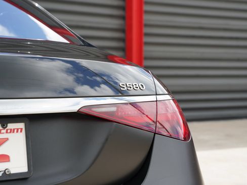 Used 2024 Mercedes-Benz Maybach S 580 4MATIC image 14