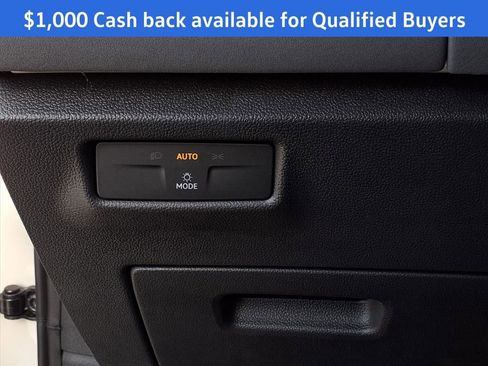 New 2026 Volkswagen Tiguan SE R-Line image 12