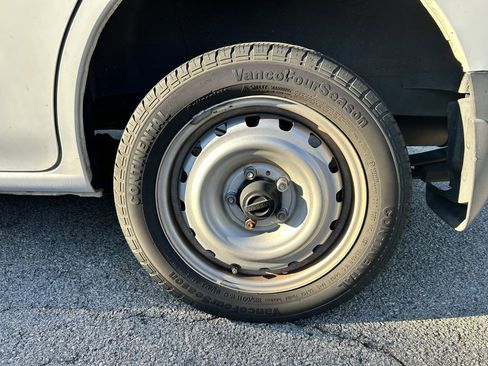 Used 2017 Nissan NV200 S image 13