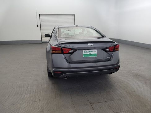 Used 2019 Nissan Altima 2.5 SR w/ SR Premium Package AWD/4WD image 6