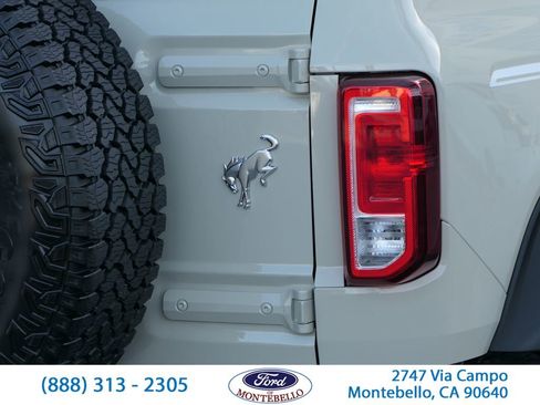 New 2026 Ford Bronco Heritage Edition image 5