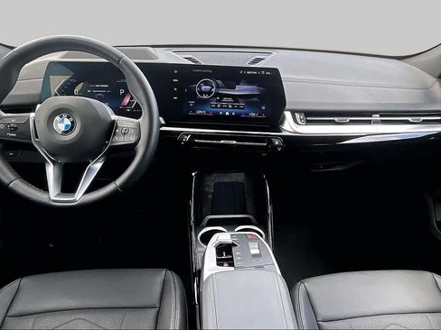 Used 2025 BMW X2 xDrive28i AWD/4WD image 15