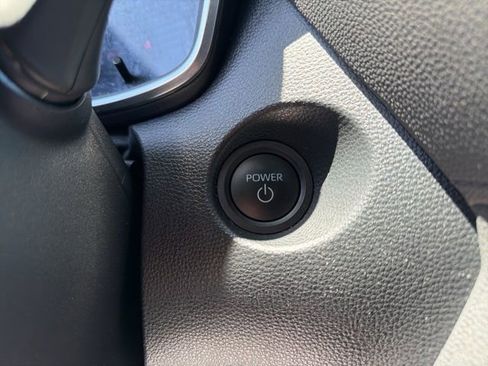 Used 2024 Toyota Corolla Cross AWD Hybrid image 19