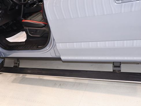Used 2019 Ford F150 Lariat w/ Equipment Group 502A Luxury AWD/4WD image 45