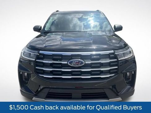 New 2026 Ford Explorer Active w/ Active Comfort Package AWD/4WD image 2