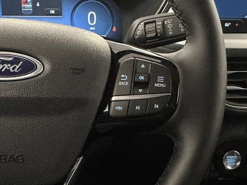 New 2025 Ford Escape SE w/ PHEV Premium Package image 21