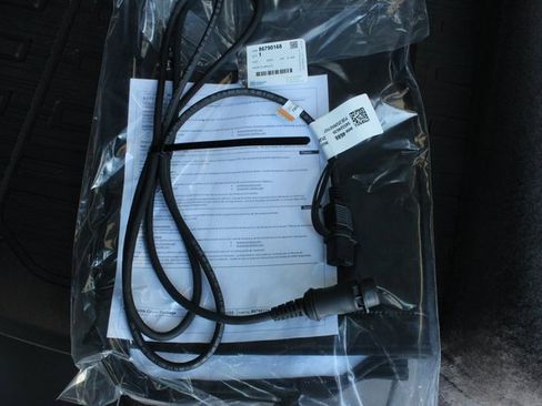 New 2026 GMC Sierra 2500 SLT image 27