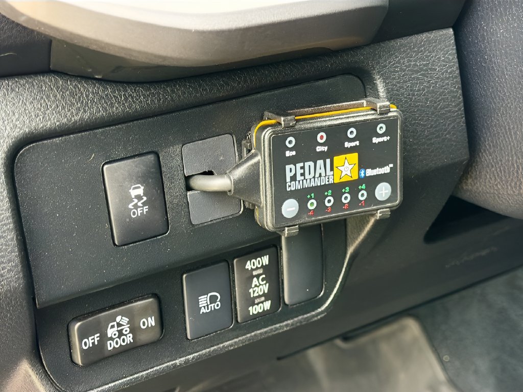 Used 2023 Toyota Tacoma TRD Sport AWD/4WD image 10