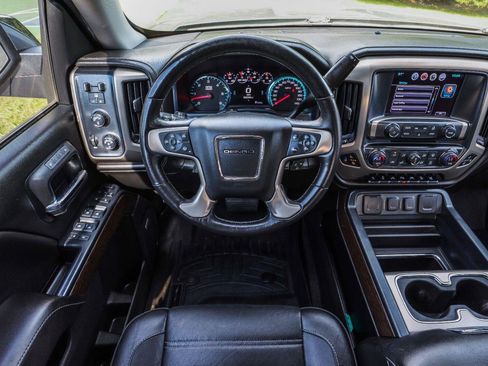 Used 2018 GMC Sierra 1500 Denali w/ Denali Ultimate Package AWD/4WD image 25