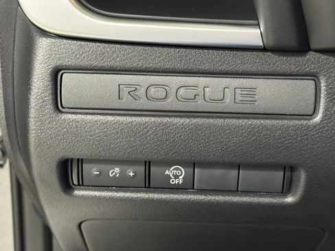 New 2026 Nissan Rogue S image 14