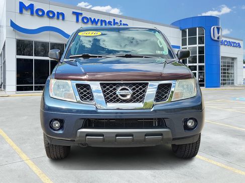 Used 2016 Nissan Frontier SV w/ SV Value Truck Package AWD/4WD image 2