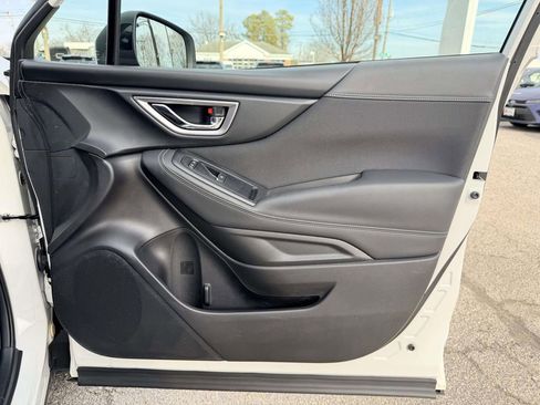 Used 2020 Subaru Forester Premium image 12