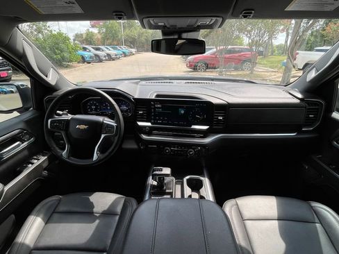 Used 2024 Chevrolet Silverado 1500 LTZ AWD/4WD image 11