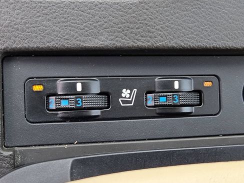 Used 2014 Lexus RX 350 AWD w/ Navigation Package image 26