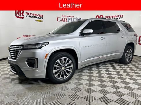 Used 2022 Chevrolet Traverse Premier image 4