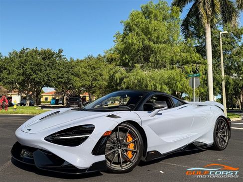 Used 2021 McLaren 765LT RWD image 12