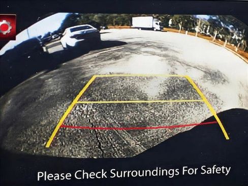 Used 2020 MAZDA CX-5 Touring image 10