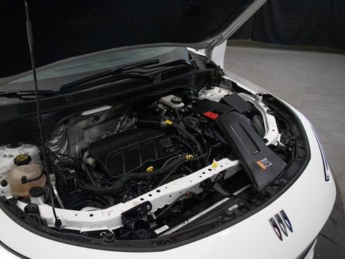 Used 2024 Buick Envista Preferred w/ Advanced Safety Package image 27