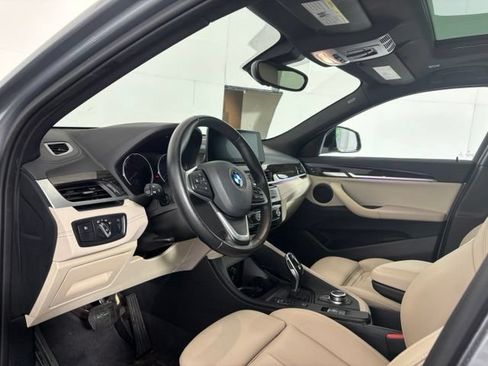 Used 2023 BMW X2 xDrive28i w/ Premium Package 2 AWD/4WD image 9
