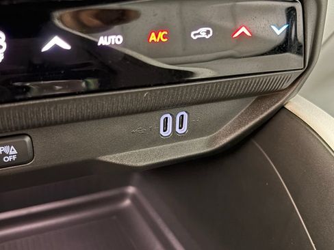 New 2026 Jeep Cherokee Laredo AWD/4WD image 29