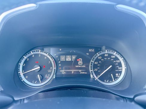 Used 2022 Toyota Highlander Limited AWD/4WD image 15