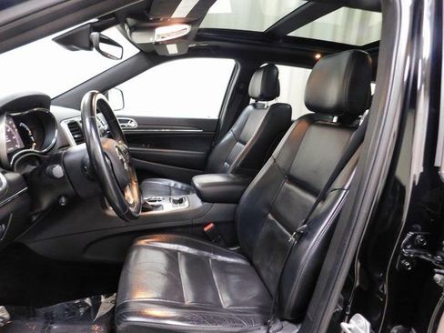 Used 2018 Jeep Grand Cherokee Limited w/ Luxury Group II image 9