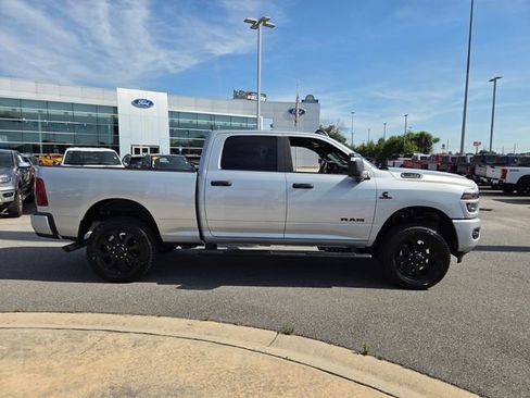 Used 2026 RAM 2500 Big Horn AWD/4WD image 13