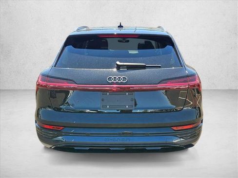 Used 2024 Audi Q8 e-tron Premium Plus w/ Premium Plus Package AWD/4WD image 7