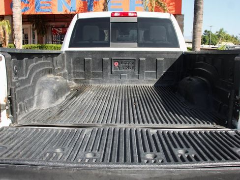 Used 2017 RAM 2500 SLT image 8