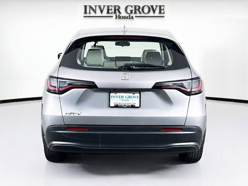 Certified 2024 Honda HR-V LX image 6