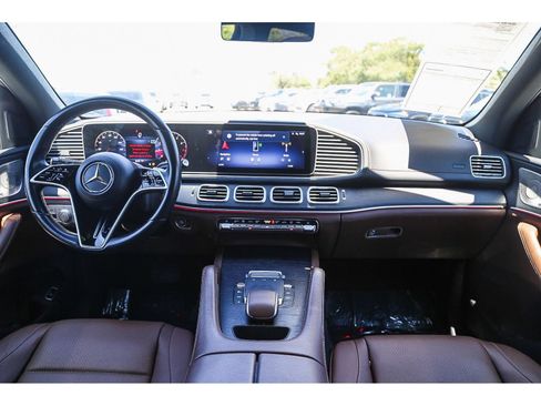 Used 2024 Mercedes-Benz GLE 350 4MATIC image 10