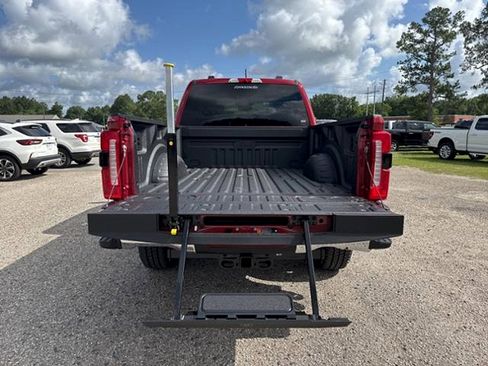 New 2025 Ford F250 Lariat w/ Chrome Package image 7