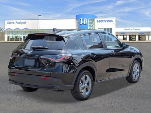 New 2026 Honda HR-V LX image 5