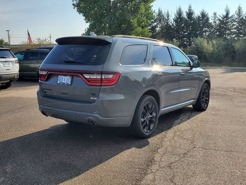 Used 2023 Dodge Durango R/T w/ Blacktop Package AWD/4WD image 4