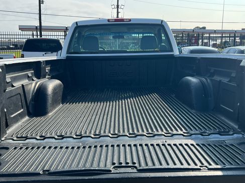 Used 2004 GMC Sierra 2500 W/T image 14