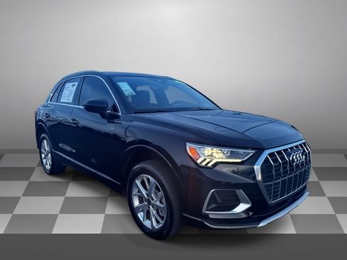 Used 2023 Audi Q3 2.0T Premium image 4