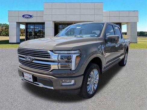 Certified 2025 Ford F150 Platinum w/ Equipment Group 703A Plus AWD/4WD image 4
