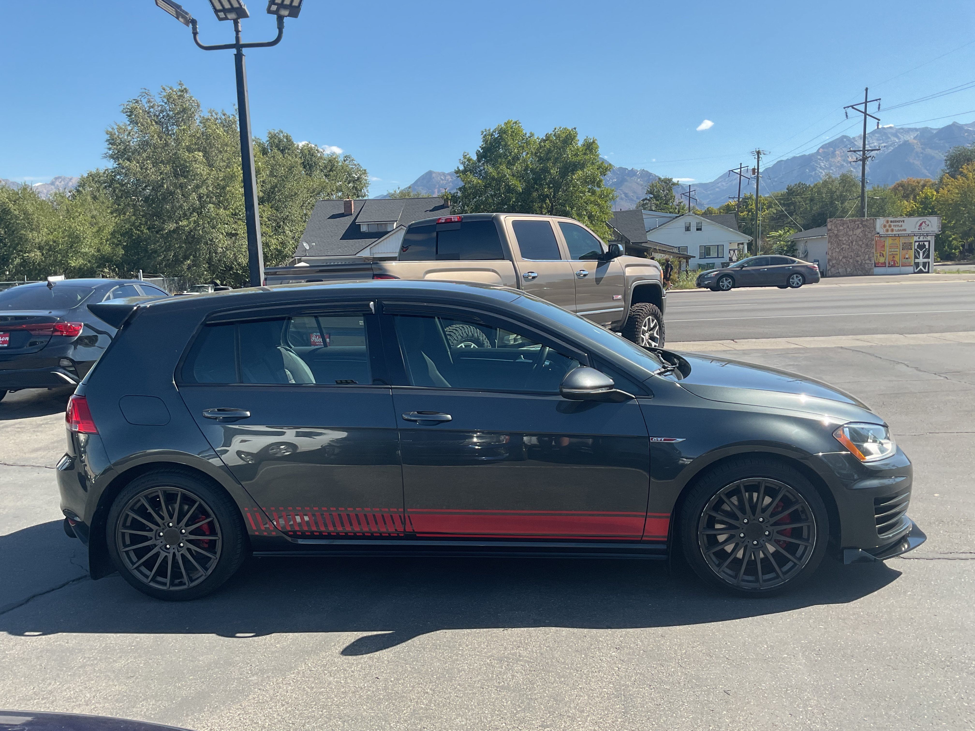 Used 2015 Volkswagen GTI S FWD image 5
