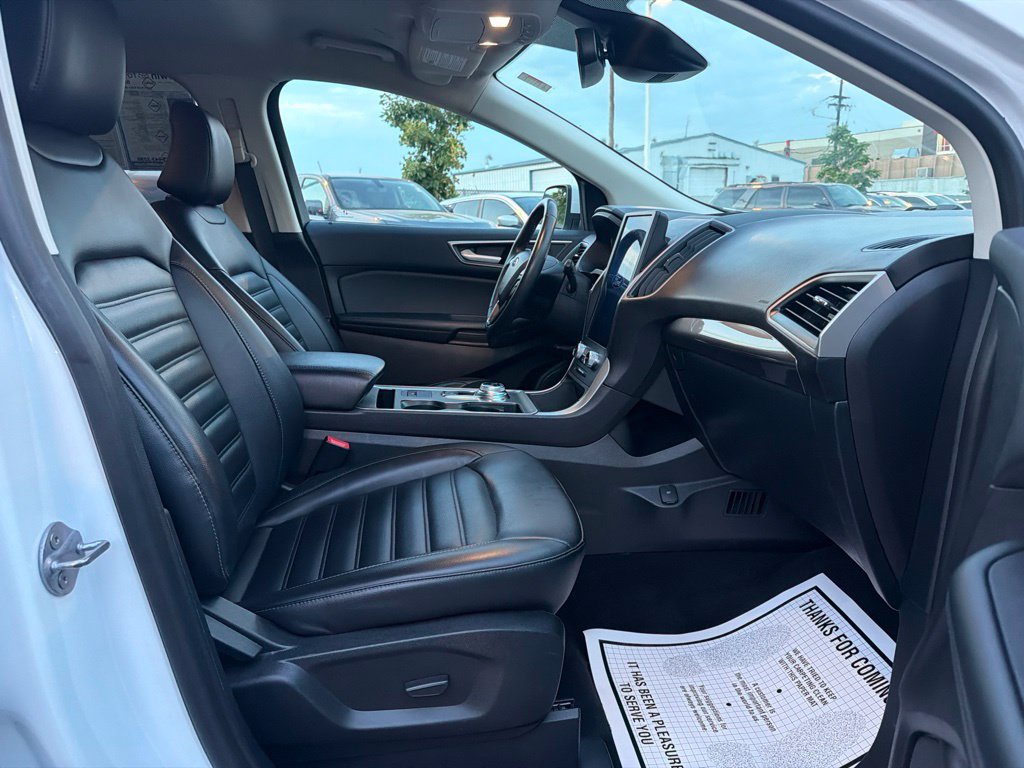 Used 2024 Ford Edge SEL AWD/4WD image 11