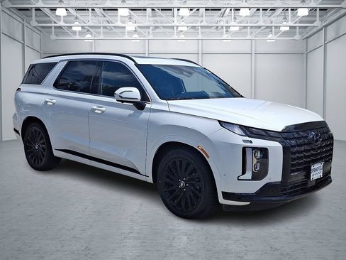 Certified 2024 Hyundai Palisade Calligraphy AWD/4WD image 3