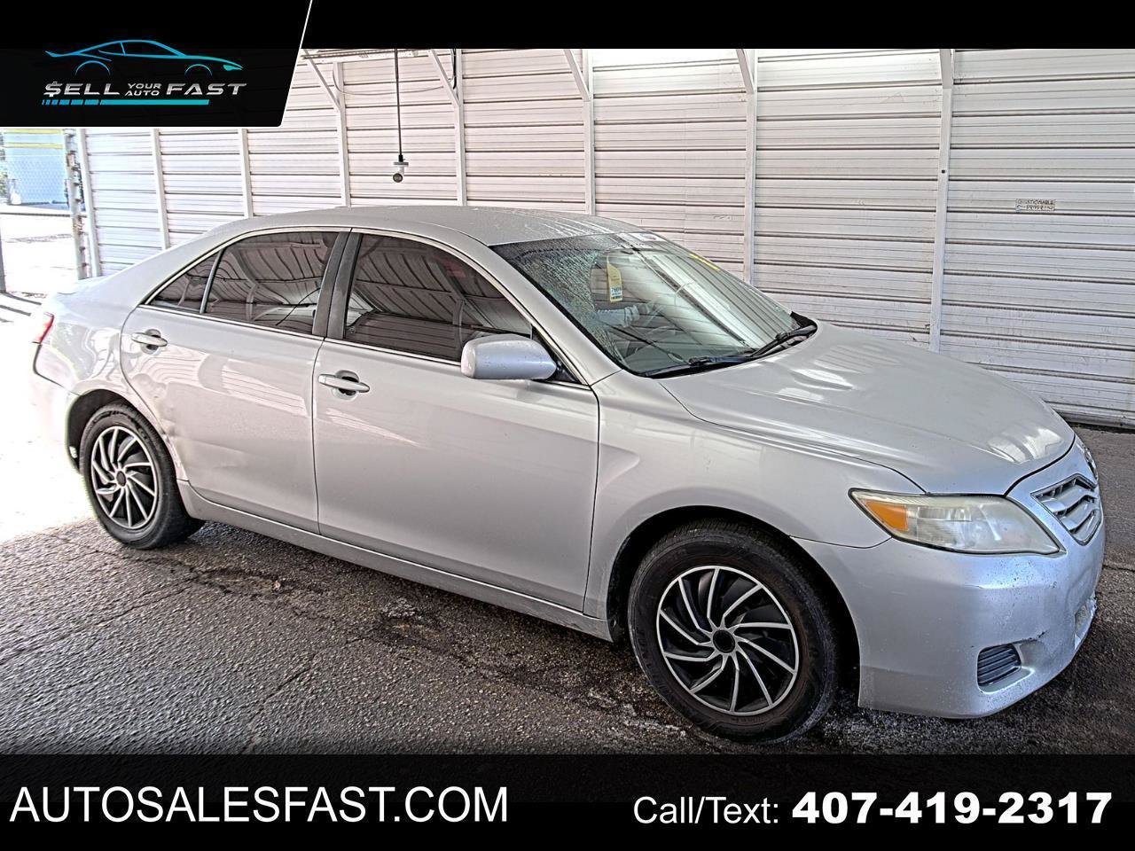Used 2011 Toyota Camry LE FWD image 1