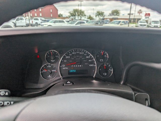 Used 2020 Chevrolet Express 2500 w/ Safety Package RWD image 22