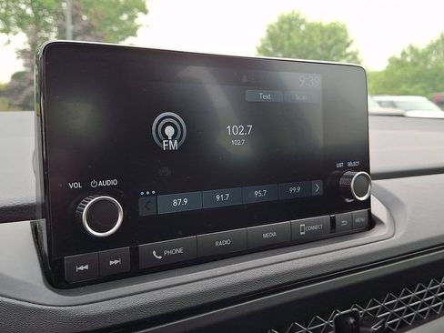 Used 2025 Honda Accord LX image 19